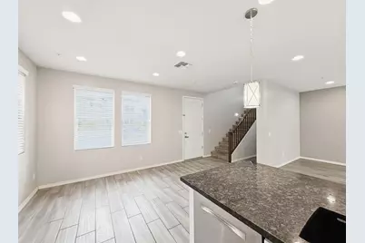 2345 W Gloria Lane, Phoenix, AZ 85085 - Photo 9