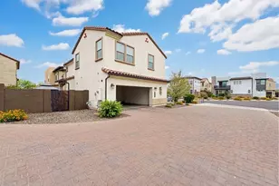 2345 W Gloria Ln, Phoenix, AZ 85085 - Photo 31