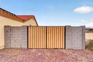 8992 W San Lazaro Dr, Arizona City, AZ 85123 - Photo 5