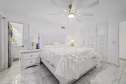 10359 N 78th Avenue, Peoria, AZ 85345 - Photo 17