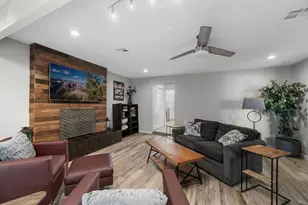 208 E Oxford Dr, Tempe, AZ 85283 - Photo 19