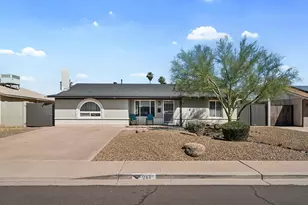 208 E Oxford Dr, Tempe, AZ 85283 - Photo 3