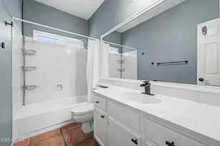 4445 W Fallen Leaf Ln, Glendale, AZ 85310 - Photo 17