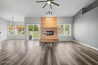 4445 W Fallen Leaf Lane, Glendale, AZ 85310 - Photo 5