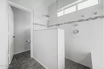 4445 W Fallen Leaf Lane, Glendale, AZ 85310 - Photo 13