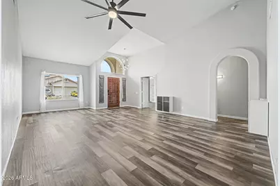 4445 W Fallen Leaf Lane, Glendale, AZ 85310 - Photo 3