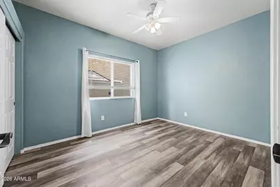 4445 W Fallen Leaf Lane, Glendale, AZ 85310 - Photo 15