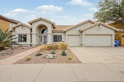4445 W Fallen Leaf Lane, Glendale, AZ 85310 - Photo 1