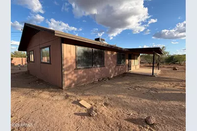 42845 N 7th Avenue, New River, AZ 85087 - Photo 1