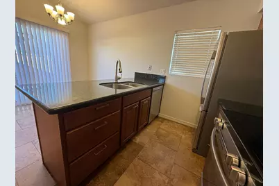2527 S Maple Avenue #Apt 102, Tempe, AZ 85282 - Photo 9