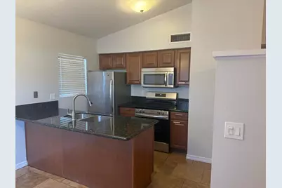 2527 S Maple Avenue #102, Tempe, AZ 85282 - Photo 3