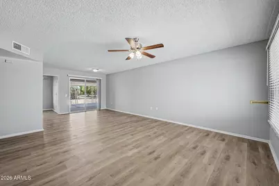 10025 W Coggins Drive, Sun City, AZ 85351 - Photo 7