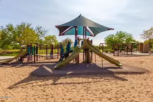 13642 W Chaparosa Way, Peoria, AZ 85383 - Photo 49