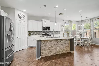 13642 W Chaparosa Way, Peoria, AZ 85383 - Photo 15