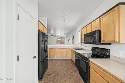 13578 W Post Drive, Surprise, AZ 85374 - Photo 7