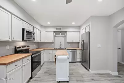 1095 N 87th Way, Scottsdale, AZ 85257 - Photo 3