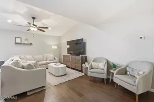 1016 E Rose Ln, Phoenix, AZ 85014 - Photo 7