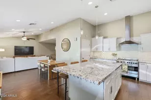 1016 E Rose Ln, Phoenix, AZ 85014 - Photo 13