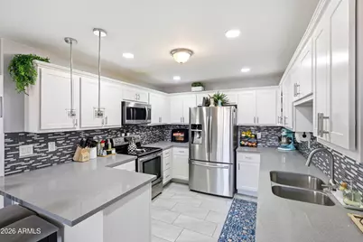 2052 W Marlette Avenue, Phoenix, AZ 85015 - Photo 9