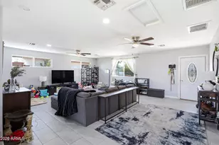 2052 W Marlette Ave, Phoenix, AZ 85015 - Photo 5