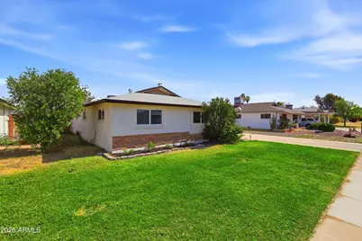 2052 W Marlette Avenue, Phoenix, AZ 85015 - Photo 1