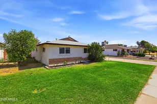 2052 W Marlette Ave, Phoenix, AZ 85015 - Photo 1