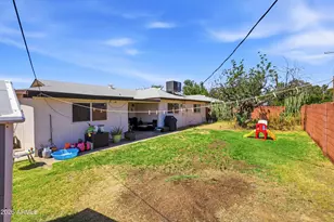 2052 W Marlette Ave, Phoenix, AZ 85015 - Photo 21