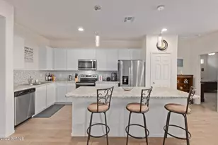 6931 W Golden Ln, Peoria, AZ 85345 - Photo 17