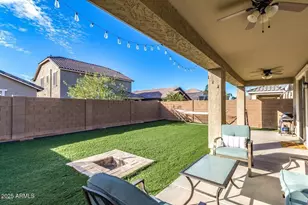 12057 W Rowel Rd, Peoria, AZ 85383 - Photo 19