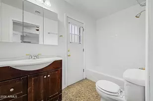 1043 W 5th St, Mesa, AZ 85201 - Photo 13