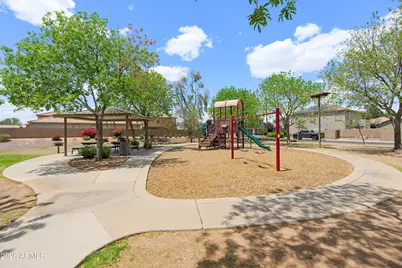 16972 W Central Street, Surprise, AZ 85388 - Photo 35
