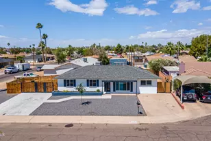 9044 N 16th Dr, Phoenix, AZ 85021 - Photo 1