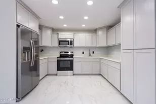 9044 N 16th Dr, Phoenix, AZ 85021 - Photo 11