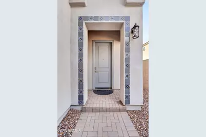 253 E Balsam Drive, Chandler, AZ 85286 - Photo 5