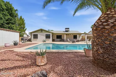 2215 W Los Arboles Place, Chandler, AZ 85224 - Photo 25