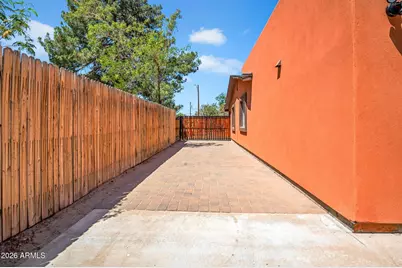 2405 N 27th Place, Phoenix, AZ 85008 - Photo 29