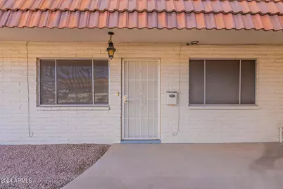 6407 E Butte Street #Apt 5, Mesa, AZ 85205 - Photo 1