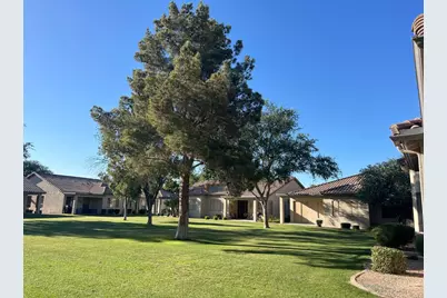 23812 S Pleasant Way, Sun Lakes, AZ 85248 - Photo 3