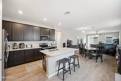 17434 W Daley Lane, Surprise, AZ 85387 - Photo 5