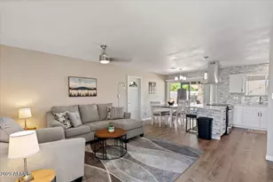1014 W Angela Dr, Phoenix, AZ 85023 - Photo 5