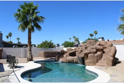 1014 W Angela Drive, Phoenix, AZ 85023 - Photo 17