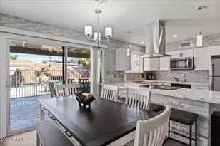 1014 W Angela Dr, Phoenix, AZ 85023 - Photo 9