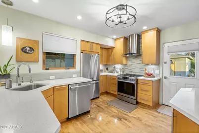 531 W Vernon Avenue, Phoenix, AZ 85003 - Photo 9