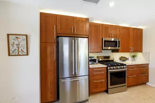 3721 E Clarendon Ave, Phoenix, AZ 85018 - Photo 19