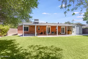 3721 E Clarendon Ave, Phoenix, AZ 85018 - Photo 37