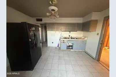 7727 W Weldon Avenue, Phoenix, AZ 85033 - Photo 5