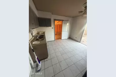 7727 W Weldon Avenue, Phoenix, AZ 85033 - Photo 3