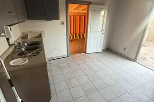 7727 W Weldon Ave, Phoenix, AZ 85033 - Photo 3