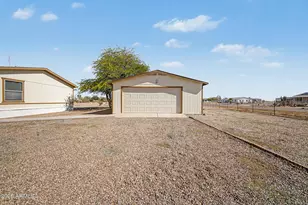 7451 W Caballero Ct, Arizona City, AZ 85123 - Photo 3