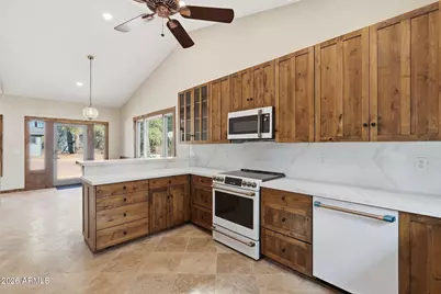 129 N Spitz Spring Road, Parks, AZ 86018 - Photo 7